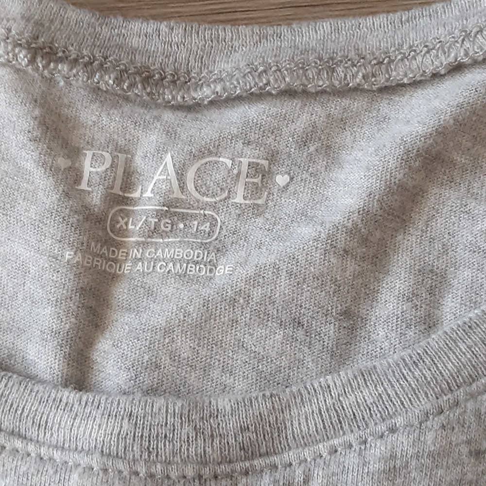 Shirt - Picture 2 of 5